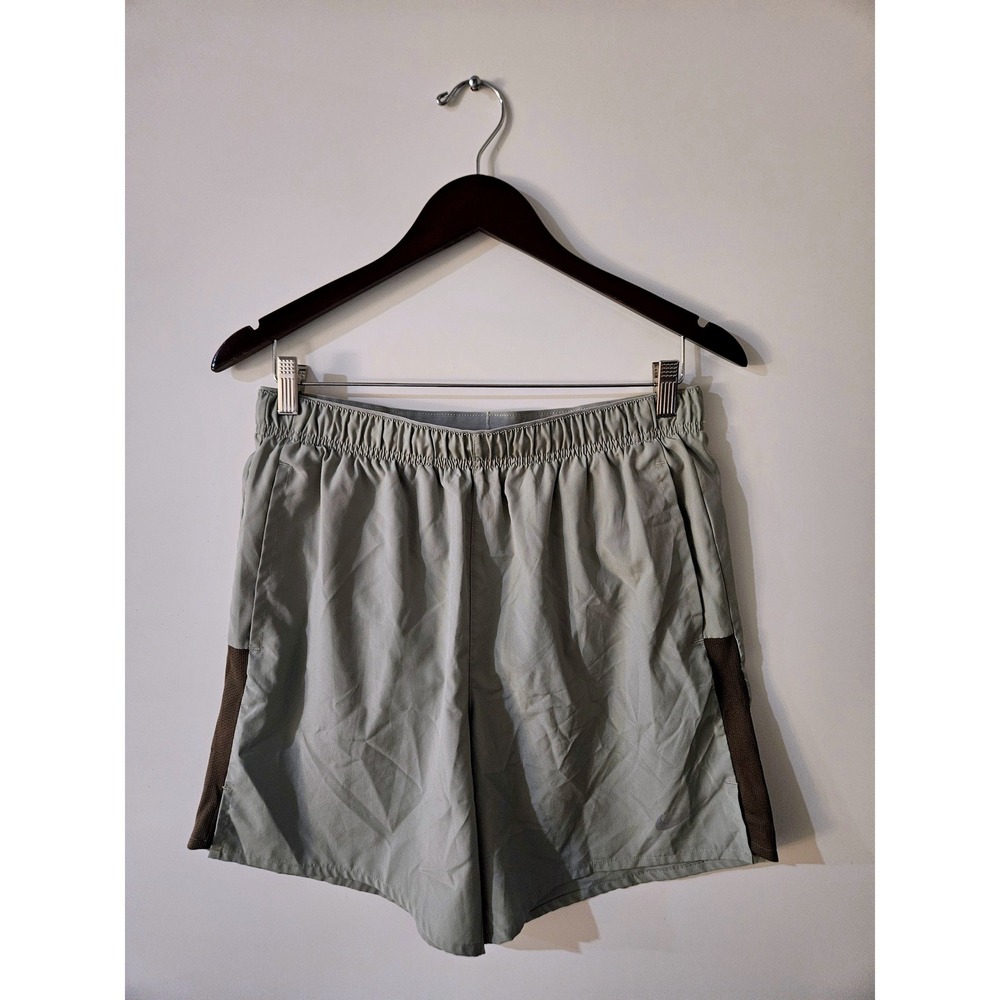 Nike Running Shorts Mens M Sage Green Excellent Mesh Side Panels 5in Inseam